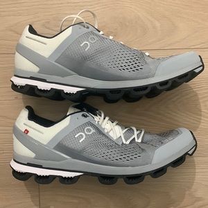 Men’s ON Running Shoes: Cloudsurfer size 9.5